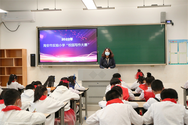 妙笔生花展风采，共生学子写华章