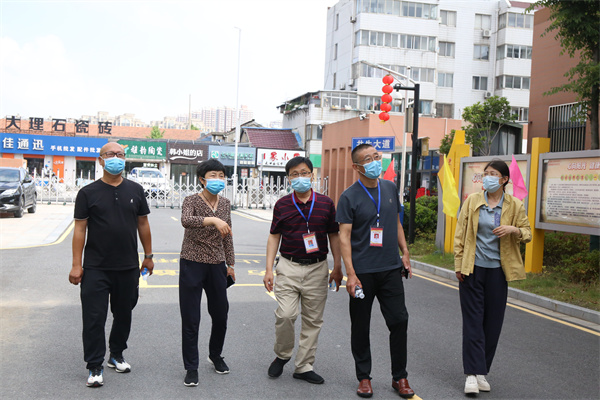 责任督学进校园   安全督导再提升