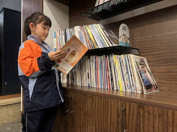 光荣的升旗手：一（21）预备中队周一诺