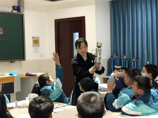 会动的民间玩具