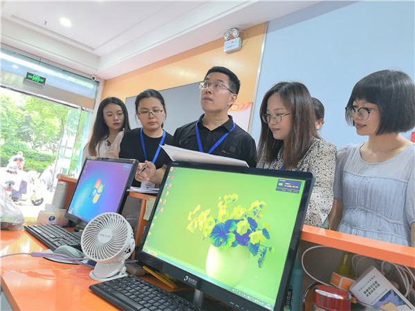 监管有力  护航成长