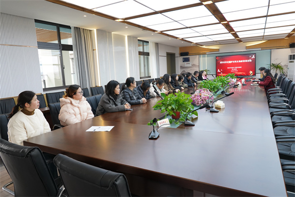 ​家校携手  “食”刻守护